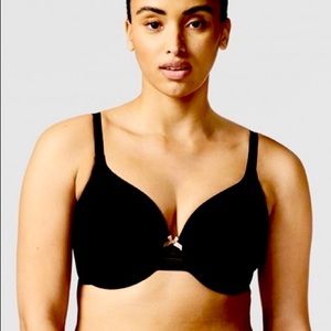 New Chantelle C Ideal Back-smoothing bra. 38 DD, black. Never worn, no defects.